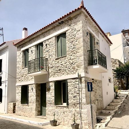 Stone Villa Питагорио Екстериор снимка