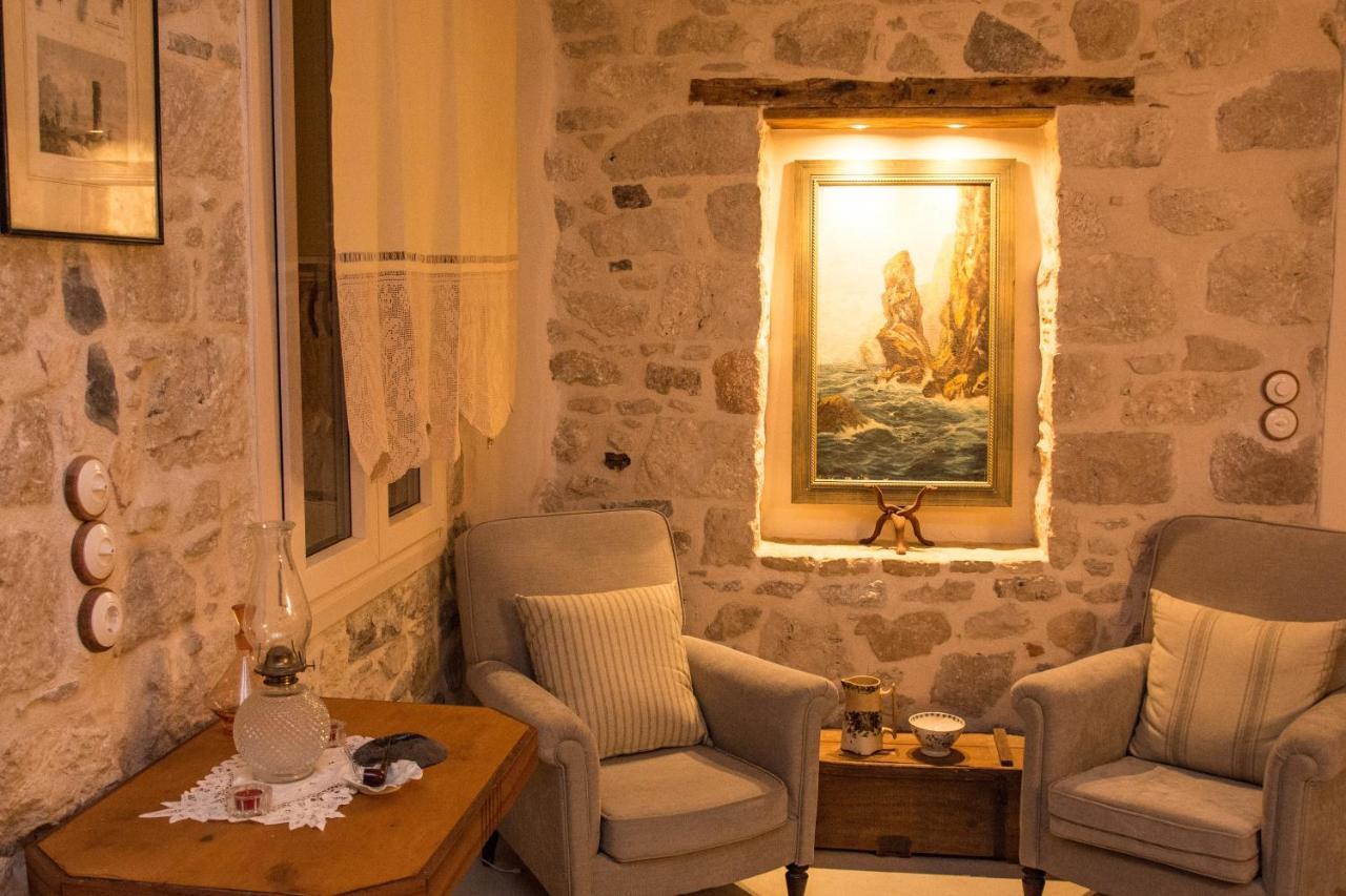 Stone Villa Питагорио Екстериор снимка