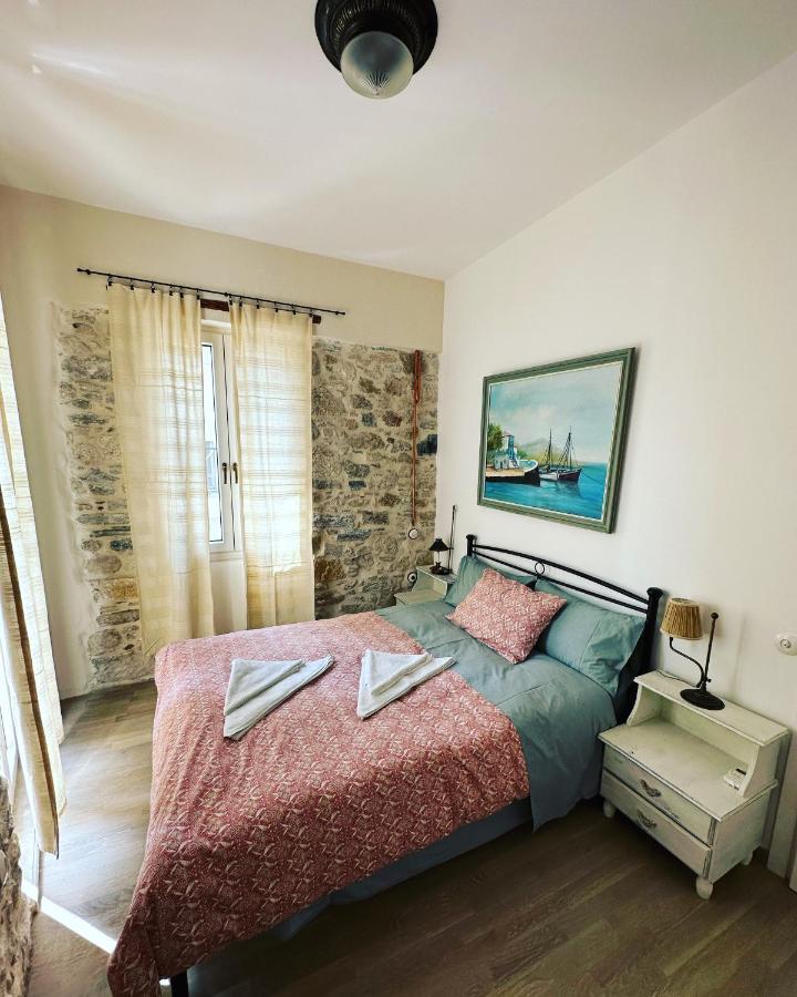 Stone Villa Питагорио Екстериор снимка